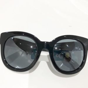 Chanel – mirrored classic cat square sunglasses