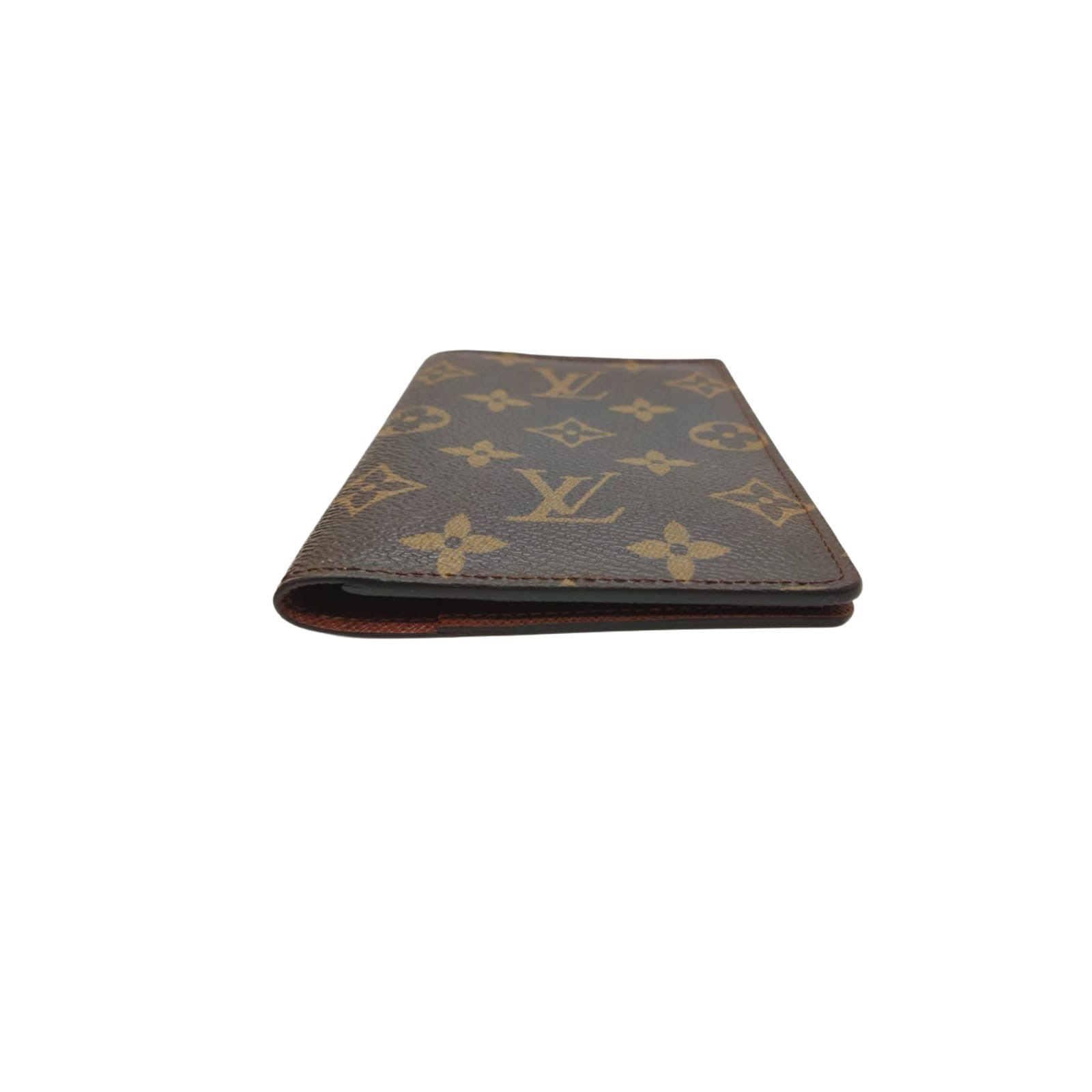 Louis Vuitton Monogram Canvas Passport & Card Cover – Luxury Travel Wallet - Image 4