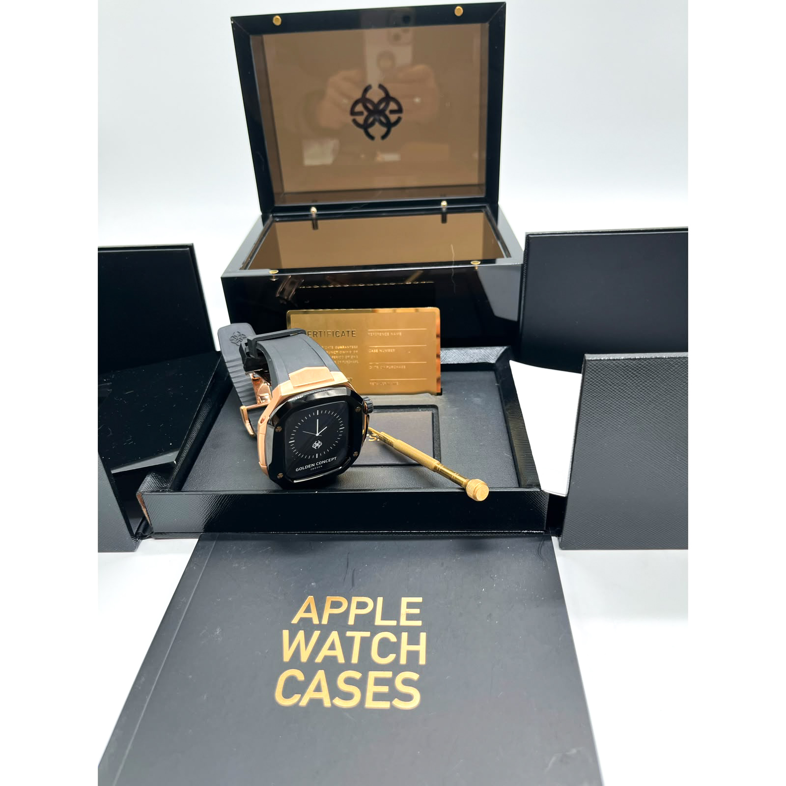 Golden Concept Apple Watch Accessories Case in Rose Gold with Black strap - Image 8